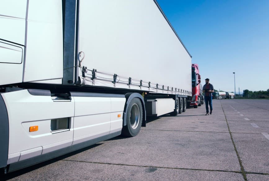 Як перевезти великогабаритне та великовагове обладнання без ризиків