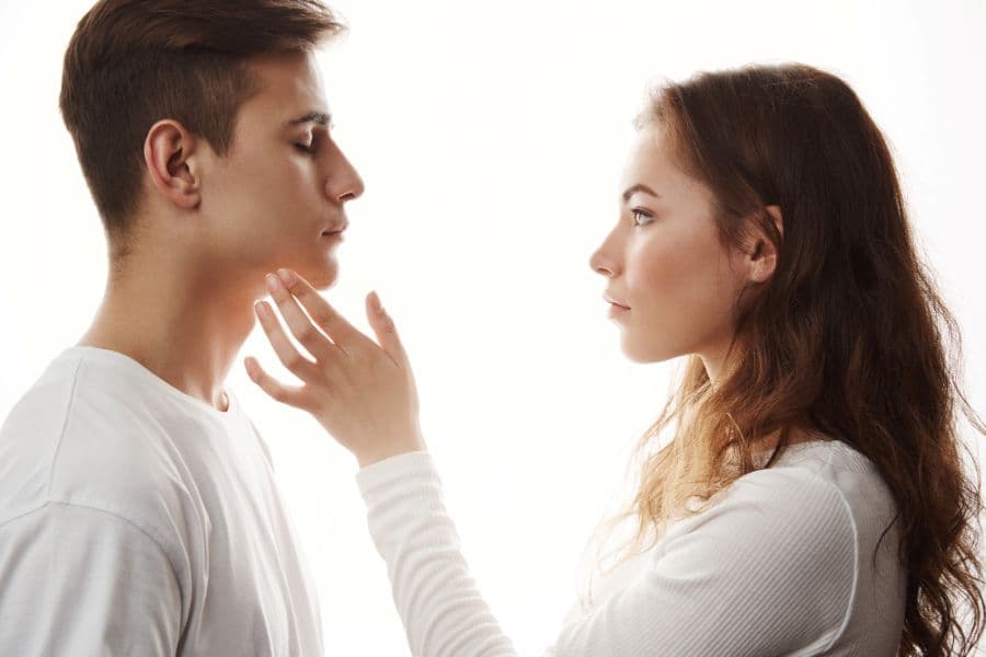 Милые и очень нежные слова парню или мужчине